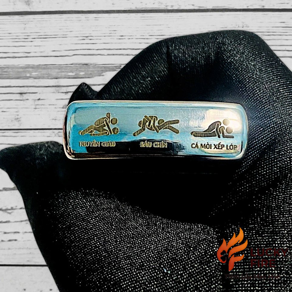 Bật Lửa Zippo Mỹ Chính Hãng Khắc Full 5 Mặt Hình - Ảnh 7