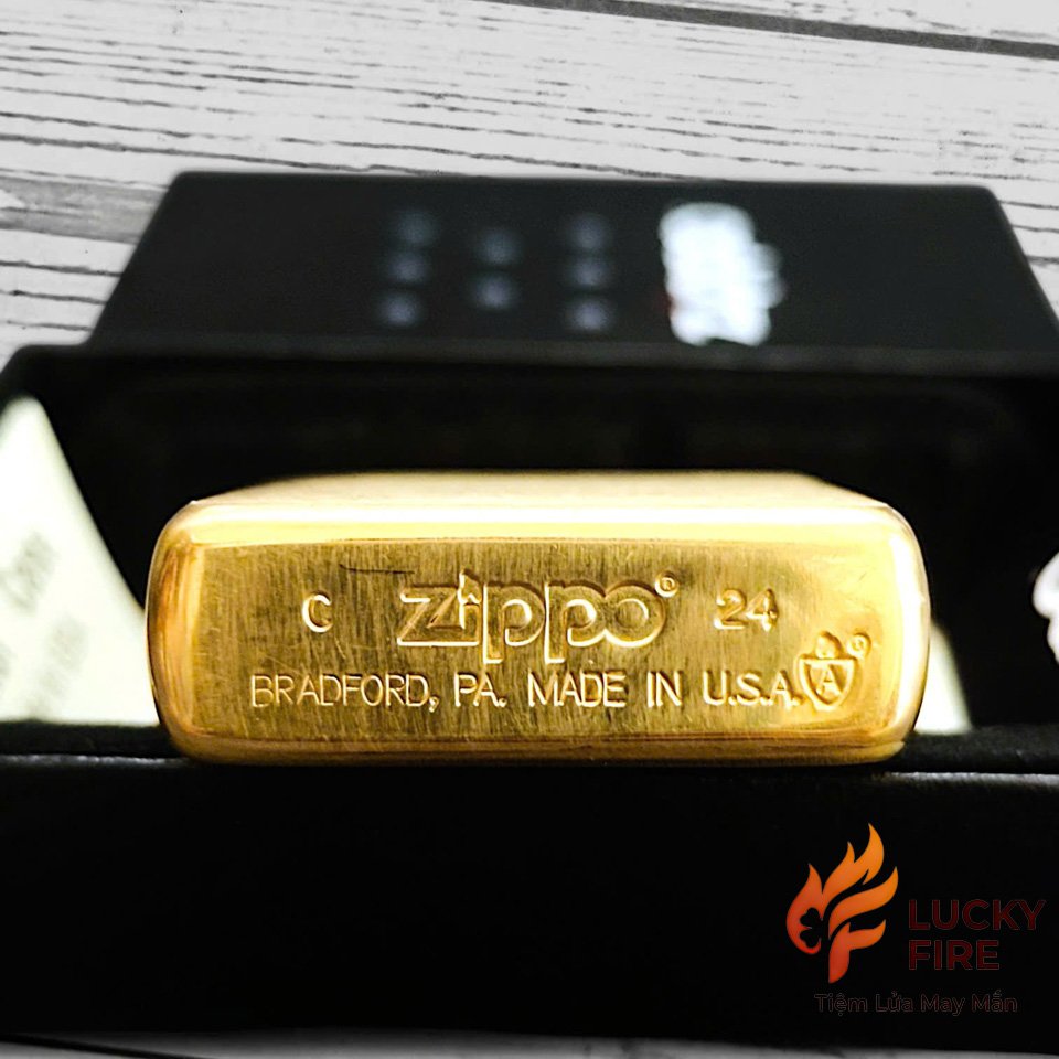 Bật Lửa Zippo Armor Brass Mỹ Chính Hãng Chủ Đề Long Hổ Tranh Bá - Ảnh 4